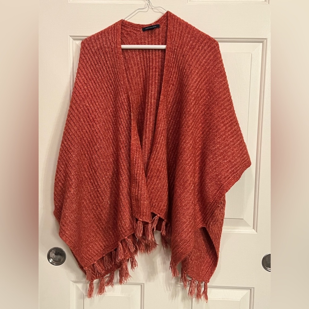 American Eagle Women’s Size O/S Orange Poncho Sweater Wrap Cape Small